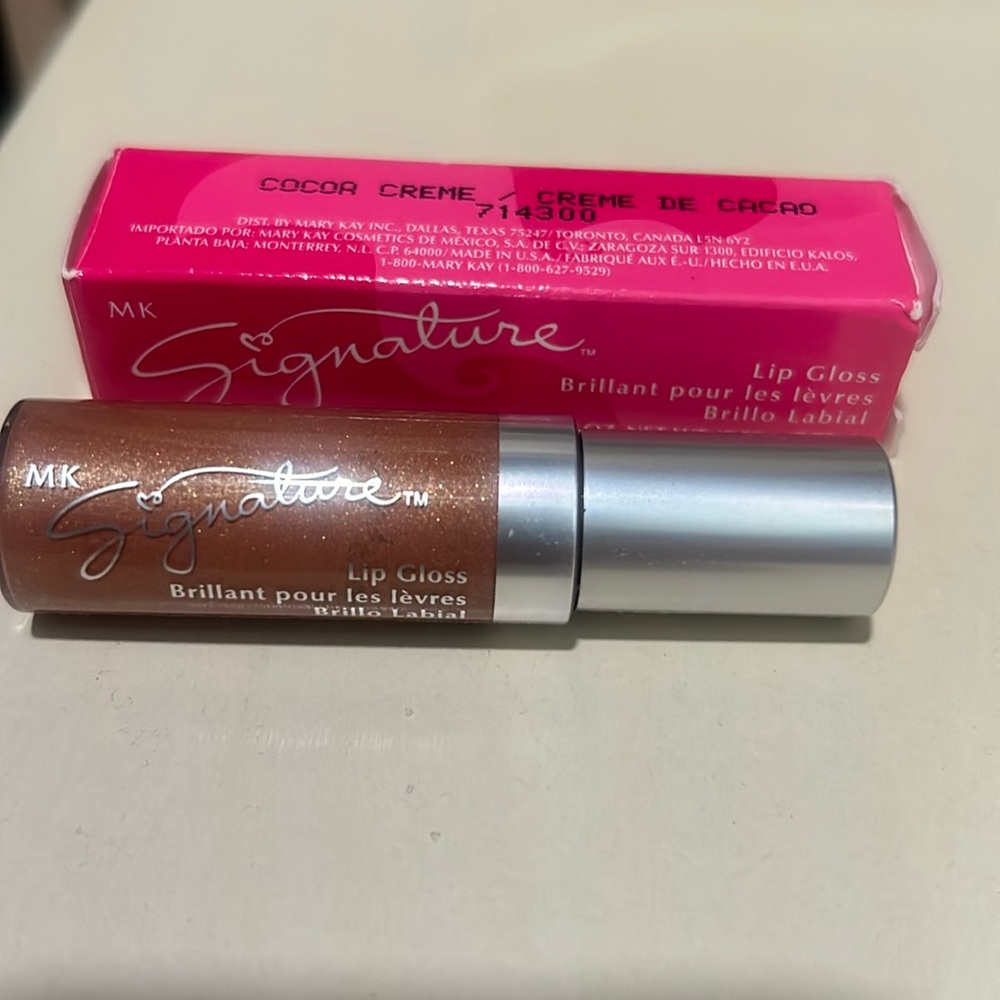 Mary Kay Signature Lip Gloss - COCOA CREAM  -  NEW IN BOX